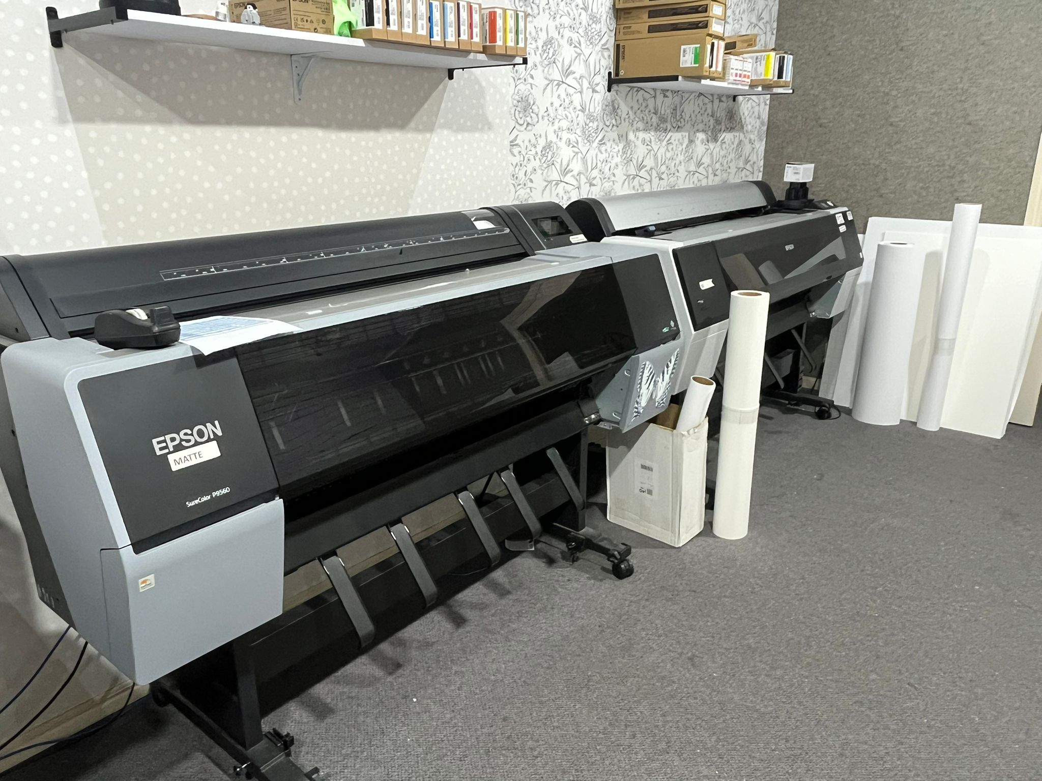PW Framing print room